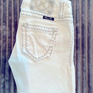 White Miss Me Jeans.  Size 25